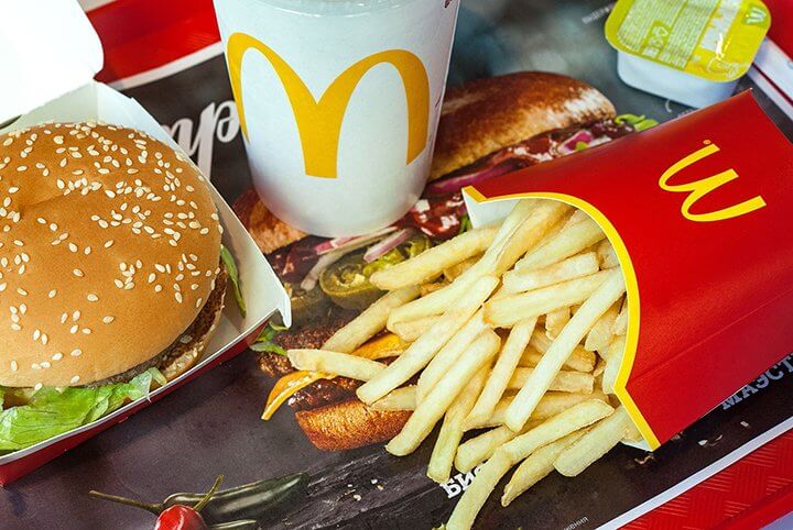 マクドナルドのロゴ